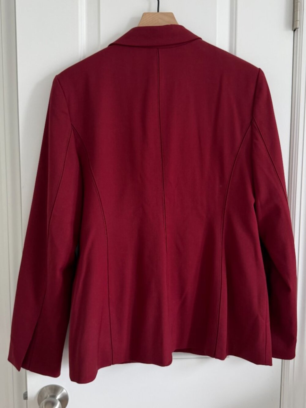 MM.LaFleur Burgundy Tailored Blazer - Picture 7 of 15